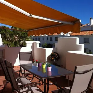 En Con Piscina Apartamento